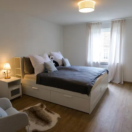 Cozy 2-bedroom With Mosel Views In Apartment *